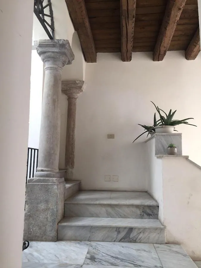 Bonello Vacanza Palerme 0*,
